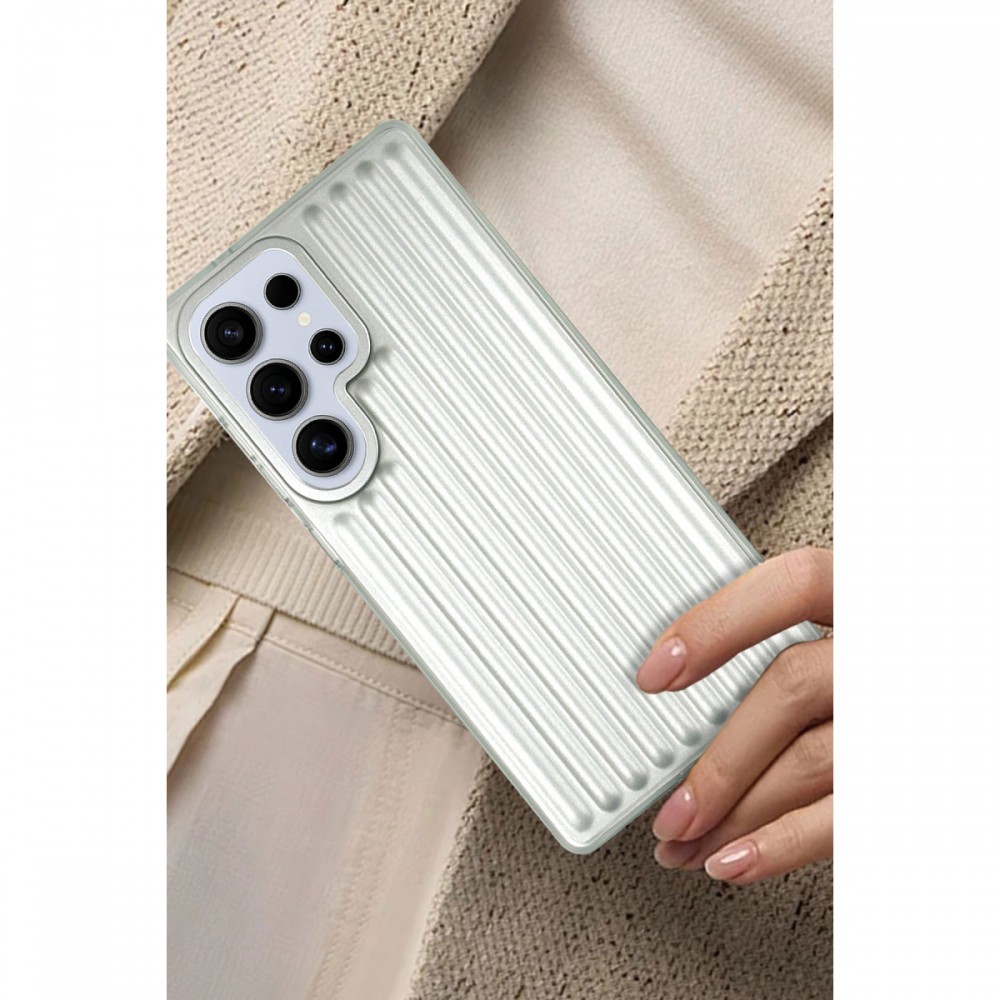 Samsung Galaxy S25 Ultra Santa Barbara Polo Jeremy kılıf dikey hatlı mat saten görünümlü TPE silikon hibrit darbe emici lüks marka logolu telefon kılıfı